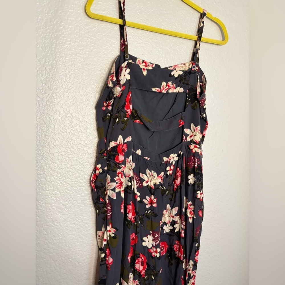 Abercrombie & Fitch Grey Floral one piece jumpsuit size L Pockets Side Zipper - Picture 3 of 13